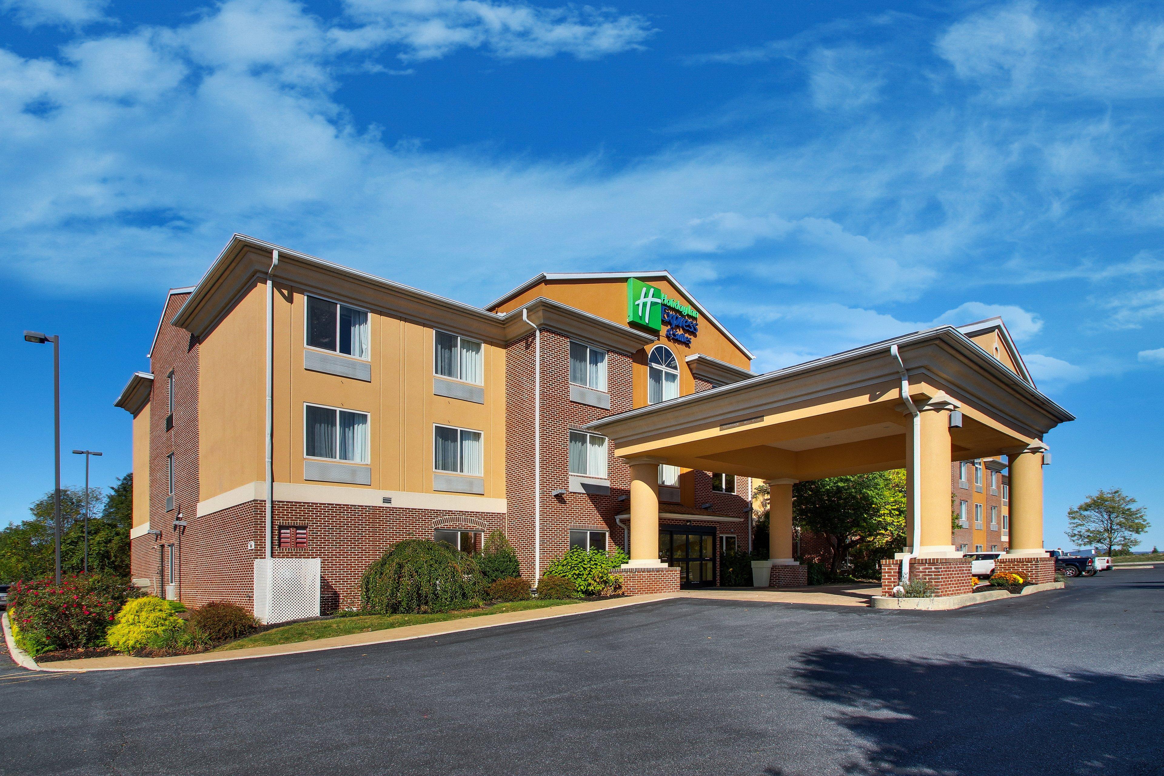 Holiday Inn Express Hotel & Suites Lancaster-Lititz By Ihg Ngoại thất bức ảnh