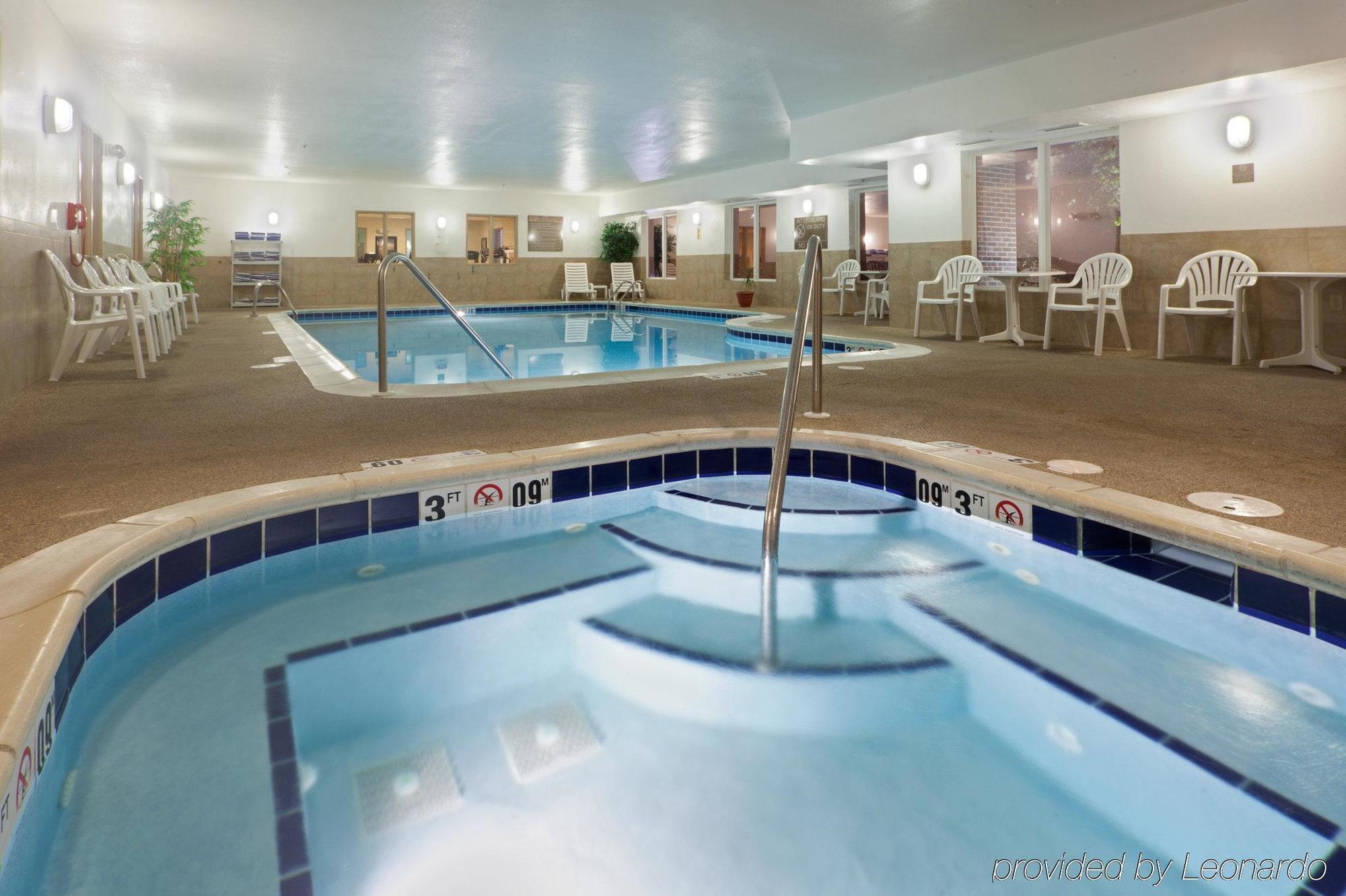 Holiday Inn Express Hotel & Suites Lancaster-Lititz By Ihg Tiện nghi bức ảnh